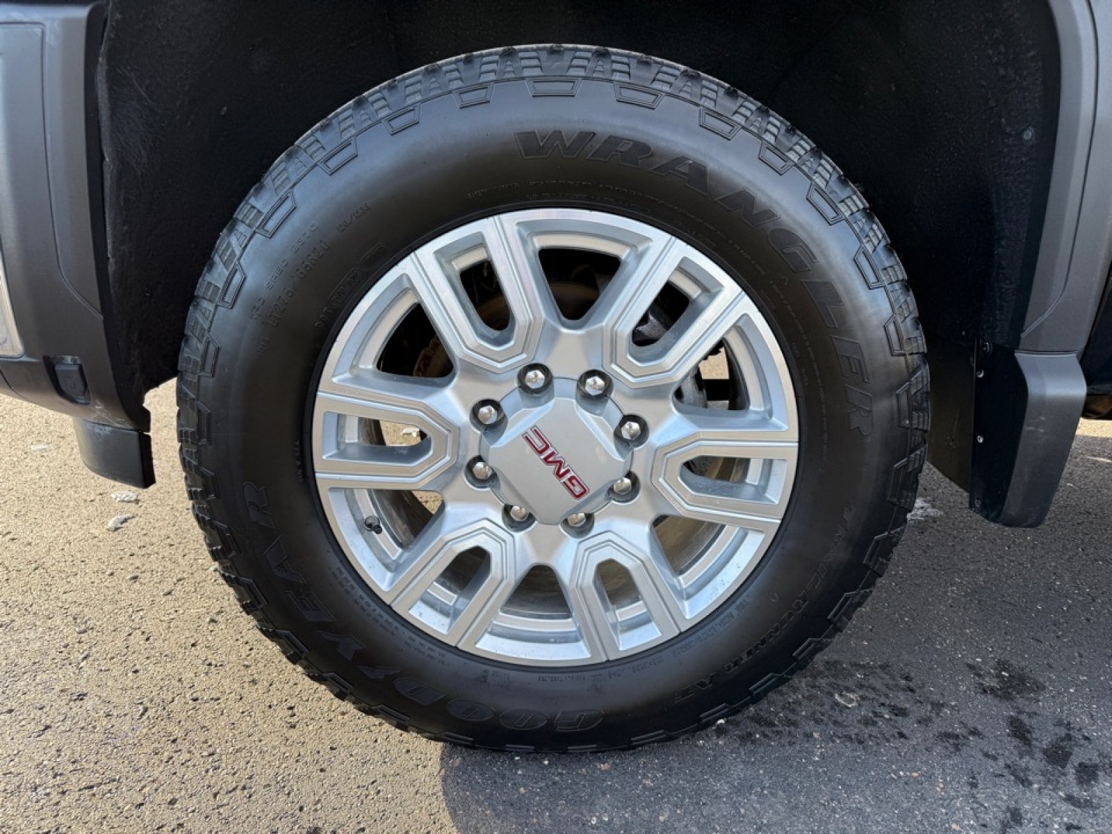 2024 GMC Sierra 2500HD SLE, 39293, Photo