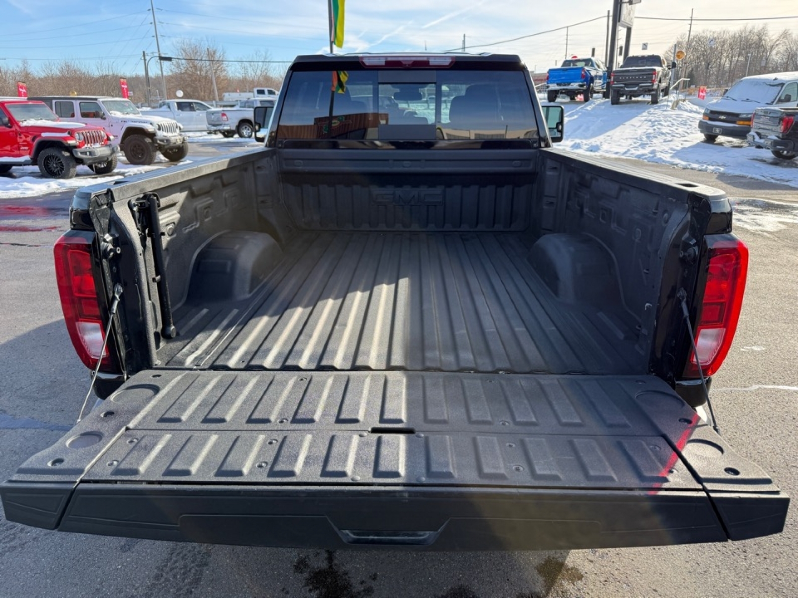 2024 GMC Sierra 2500HD SLE, 39293, Photo