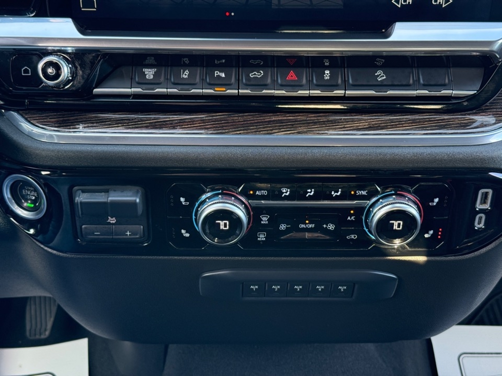 2024 GMC Sierra 2500HD SLE, 39293, Photo