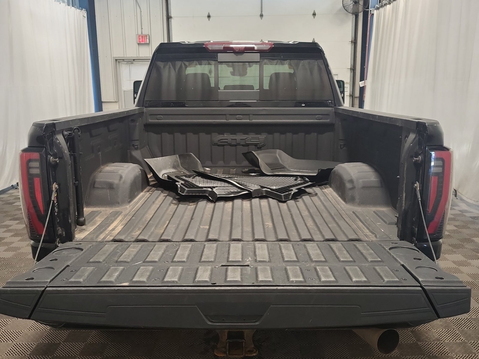 2024 GMC Sierra 2500HD AT4, 39897, Photo