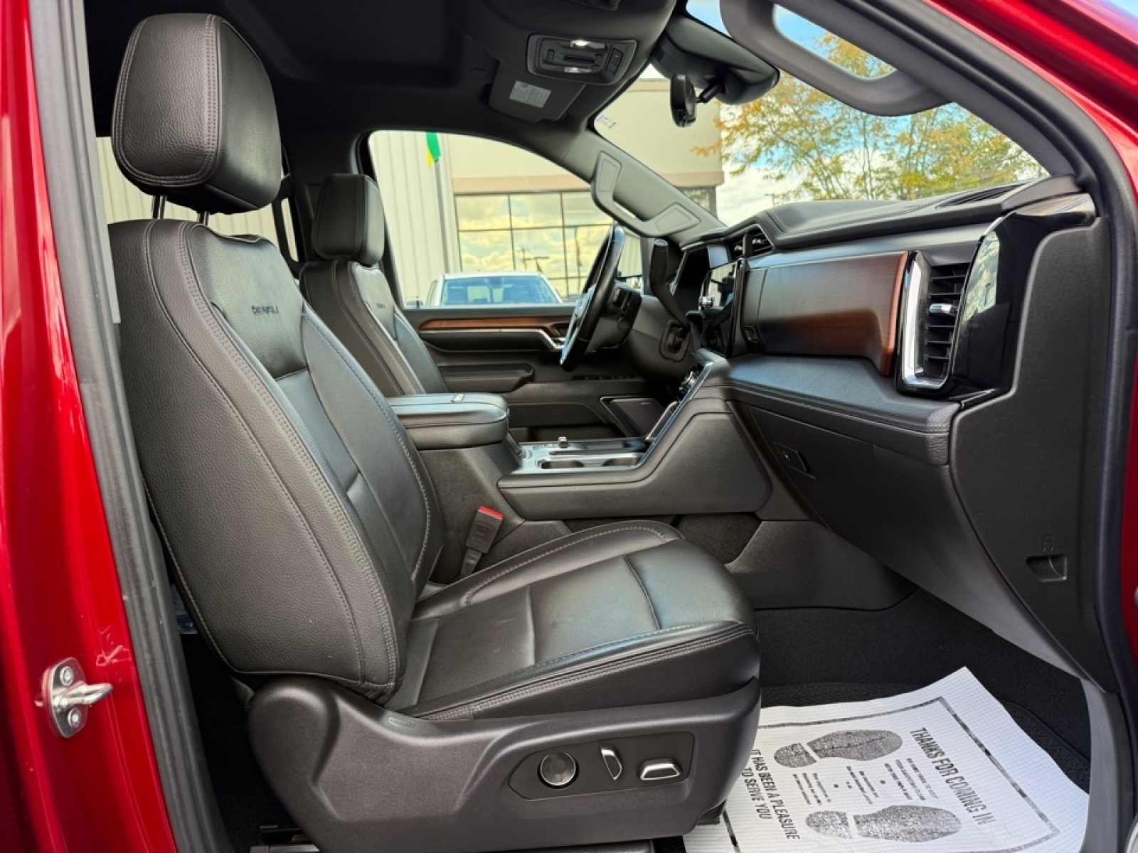 2024 GMC Sierra 3500HD 4WD Crew Cab Standard Bed Denali, 39019, Photo