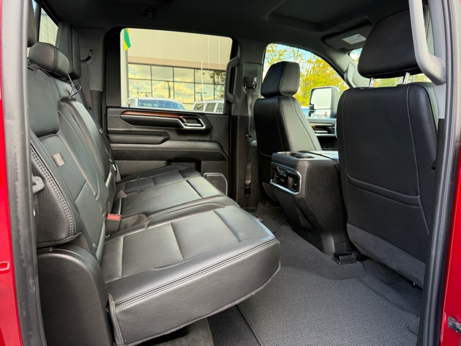 2024 GMC Sierra 3500HD 4WD Crew Cab Standard Bed Denali, 39019, Photo