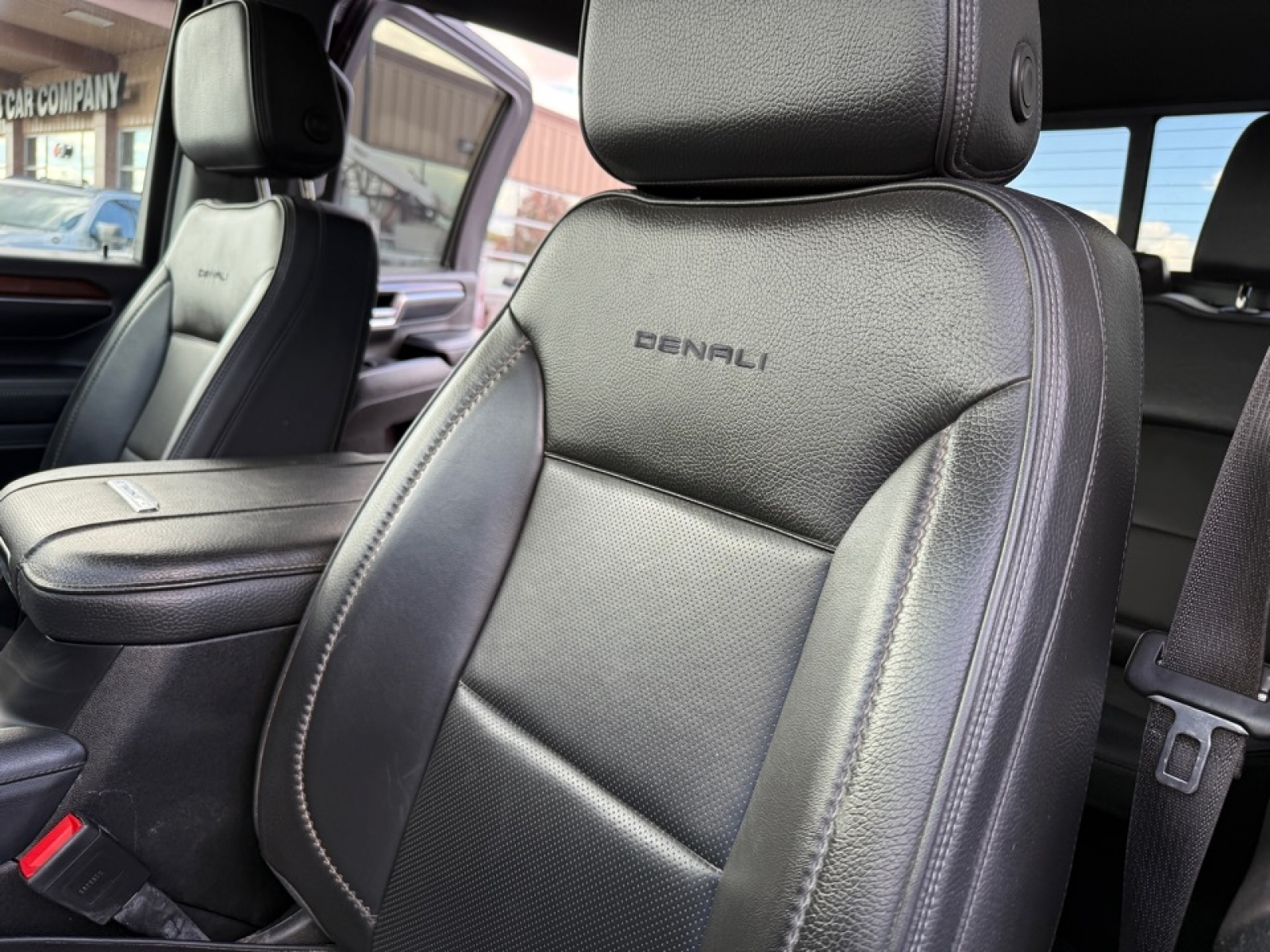 2024 GMC Sierra 3500HD 4WD Crew Cab Standard Bed Denali, 39019, Photo