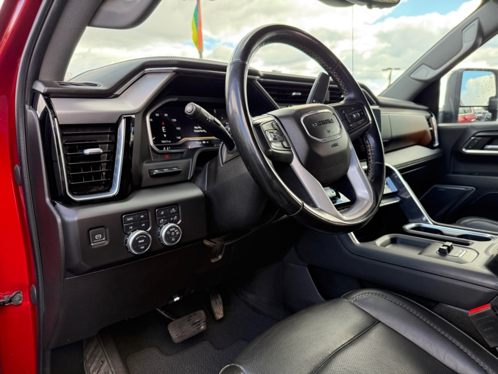 2024 GMC Sierra 3500HD 4WD Crew Cab Standard Bed Denali, 39019, Photo