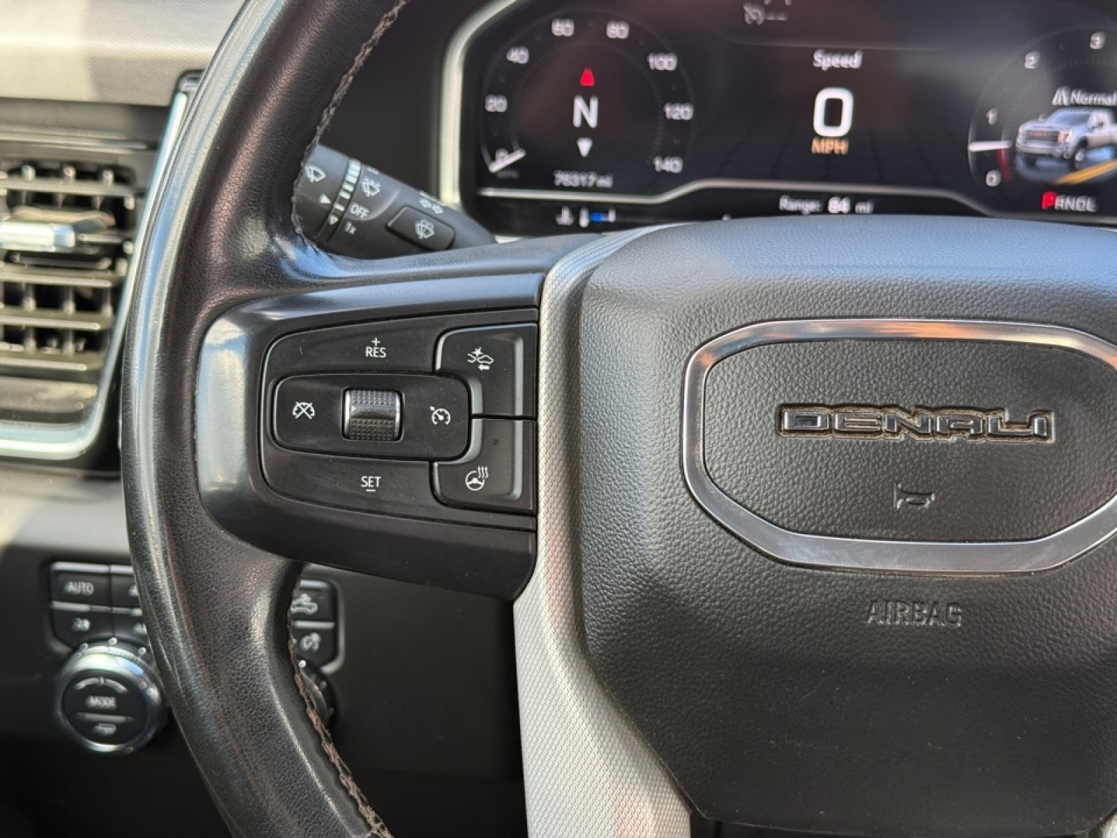 2024 GMC Sierra 3500HD 4WD Crew Cab Standard Bed Denali, 39019, Photo