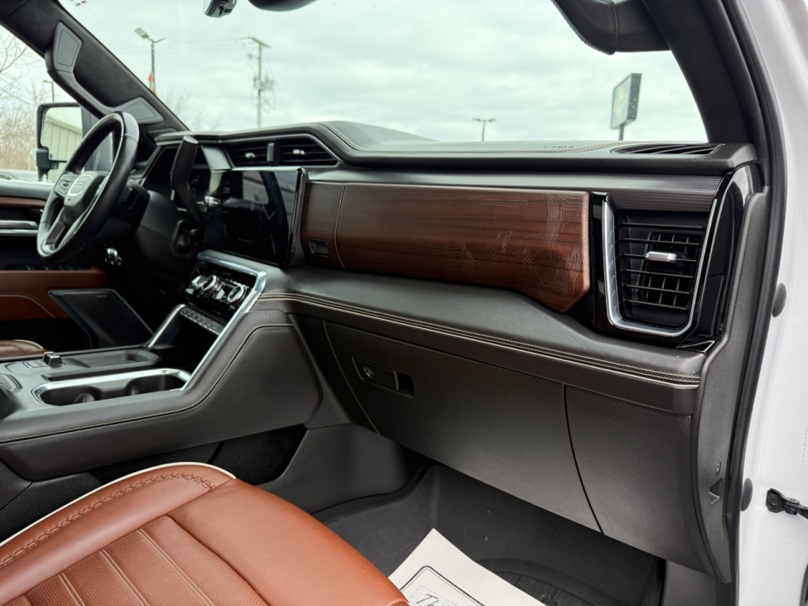 2024 GMC Sierra 3500HD Denali Ultimate, 39376, Photo