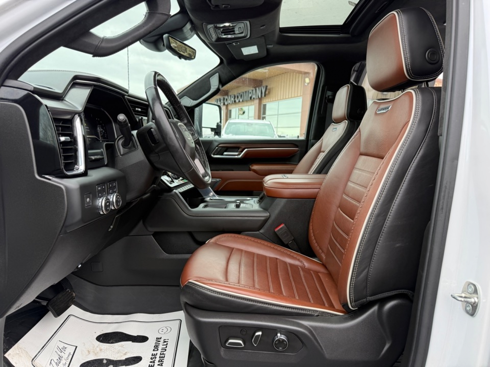 2024 GMC Sierra 3500HD Denali Ultimate, 39376, Photo