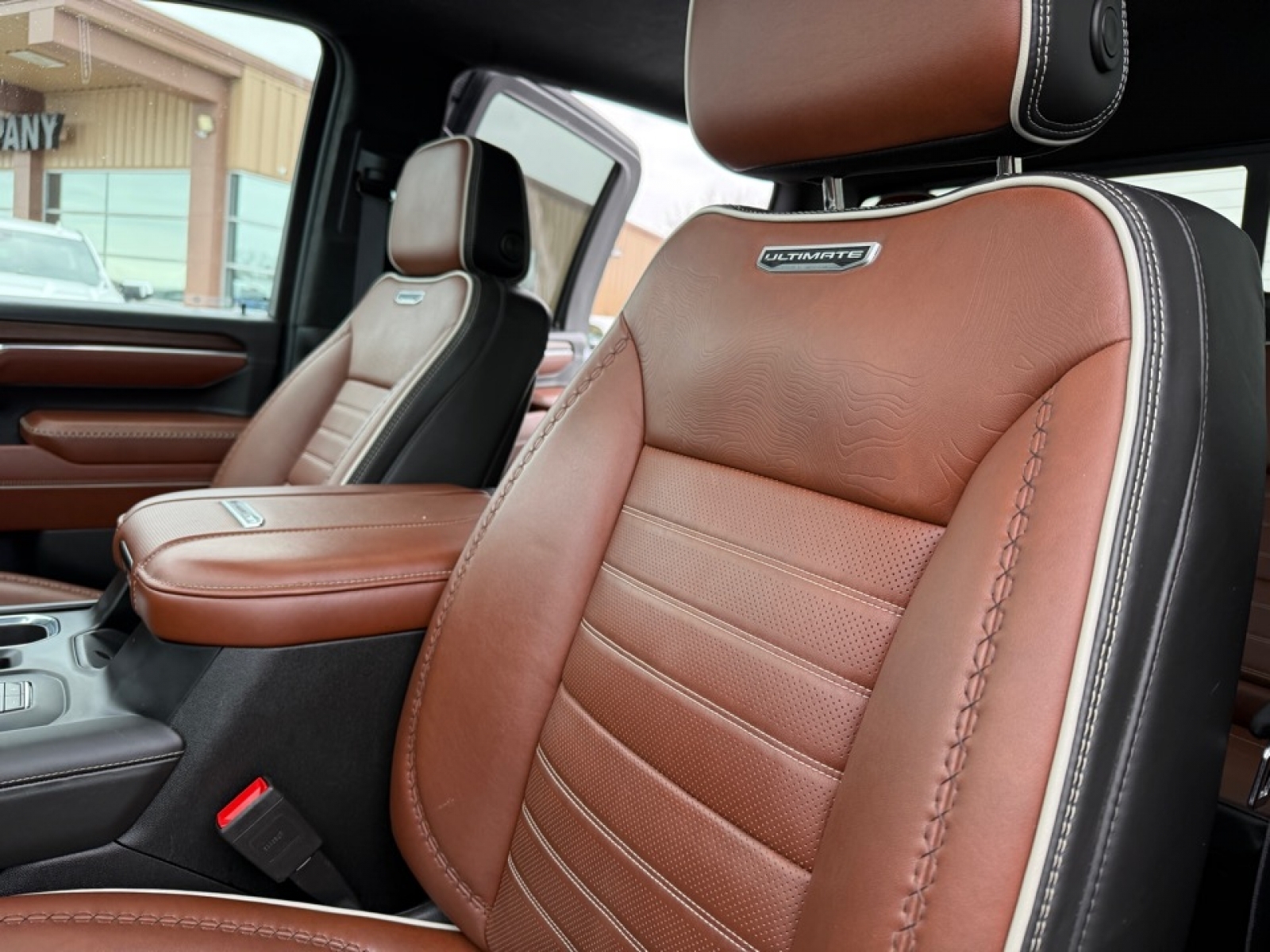 2024 GMC Sierra 3500HD Denali Ultimate, 39376, Photo