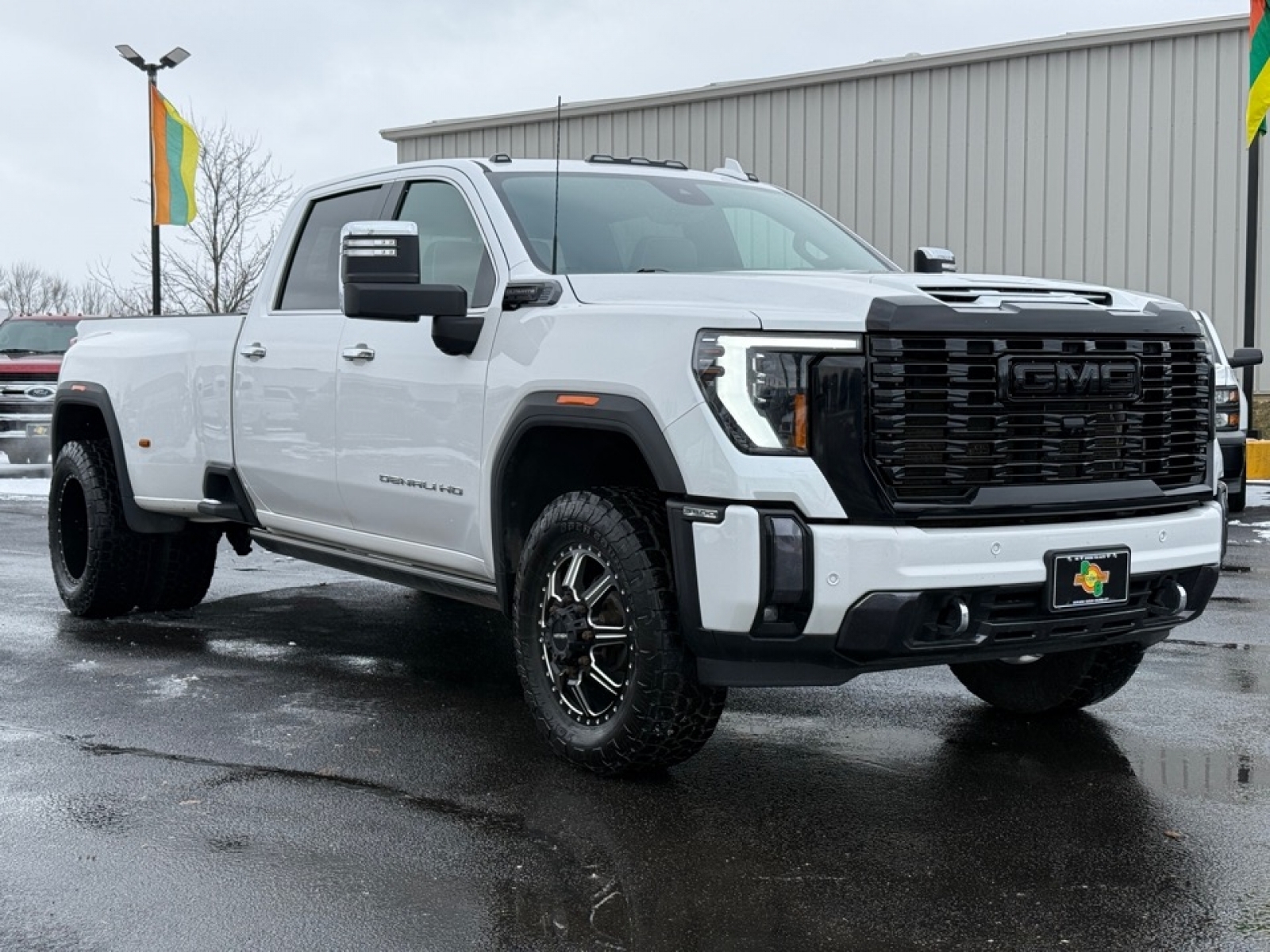 2024 GMC Sierra 3500HD Denali Ultimate, 39376, Photo