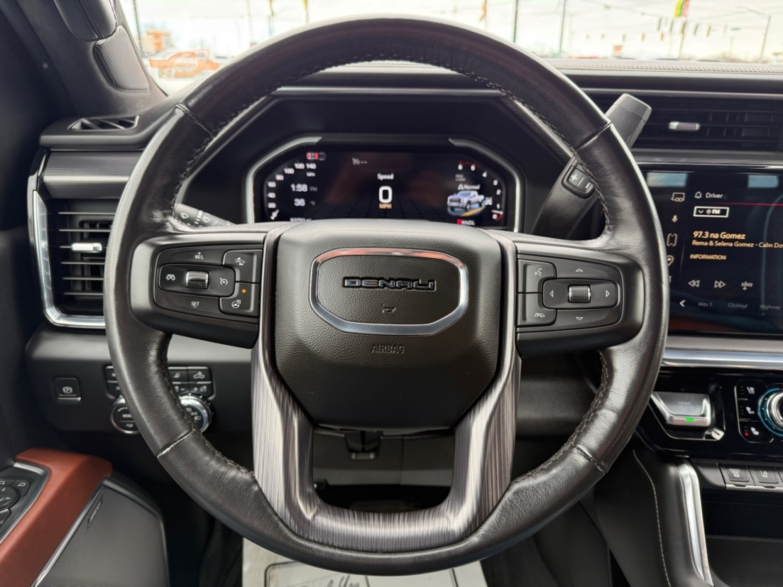 2024 GMC Sierra 3500HD Denali Ultimate, 39376, Photo