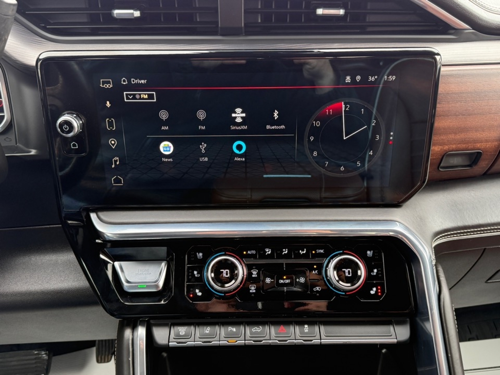 2024 GMC Sierra 3500HD Denali Ultimate, 39376, Photo