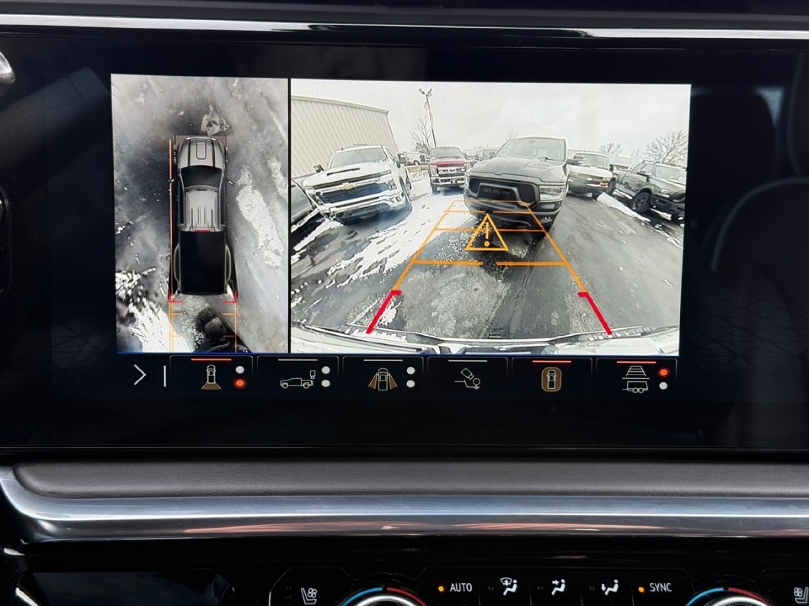 2024 GMC Sierra 3500HD Denali Ultimate, 39376, Photo