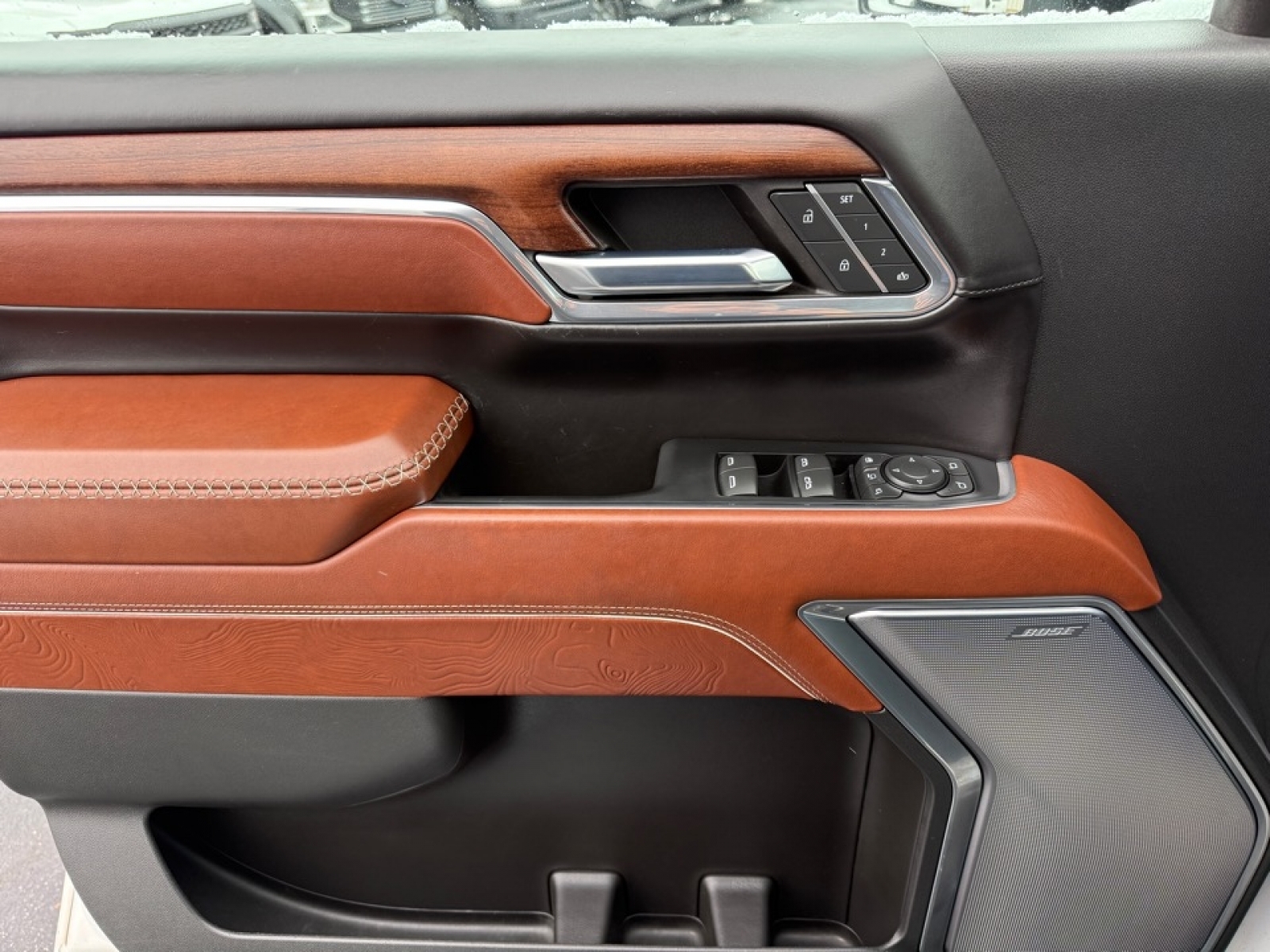 2024 GMC Sierra 3500HD Denali Ultimate, 39376, Photo