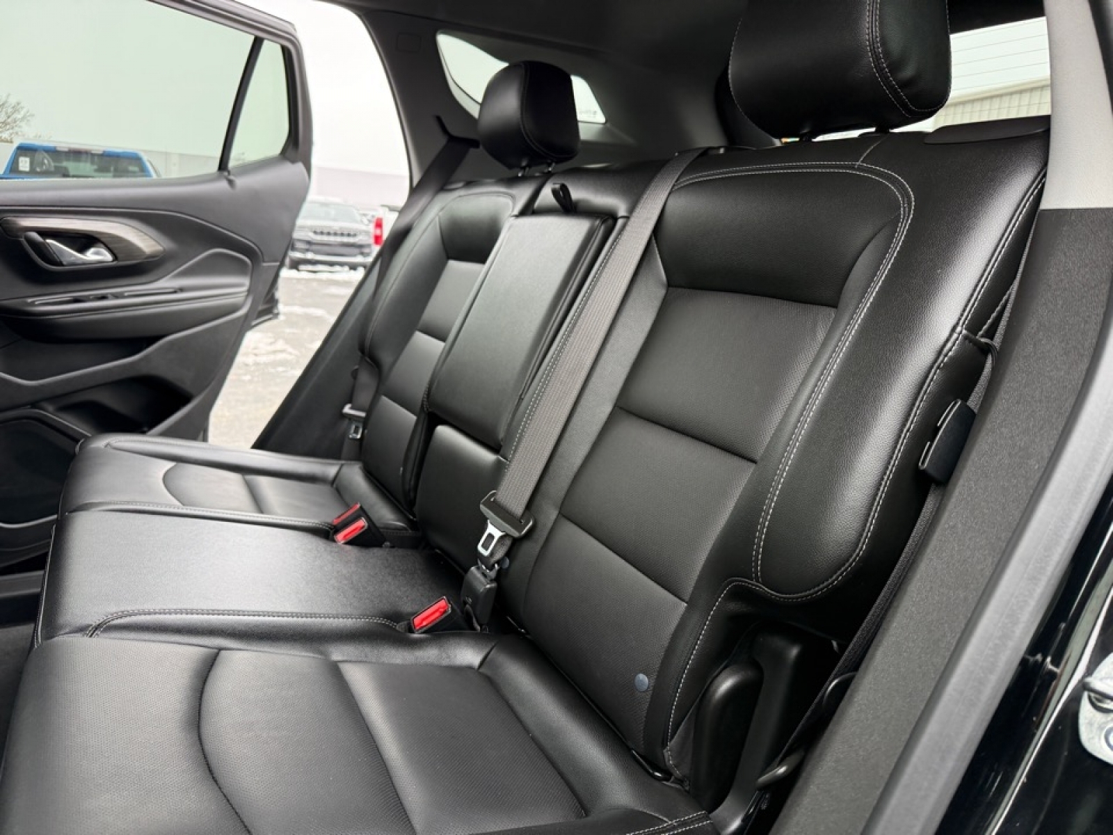 2024 GMC Terrain AWD SLT, 38982, Photo