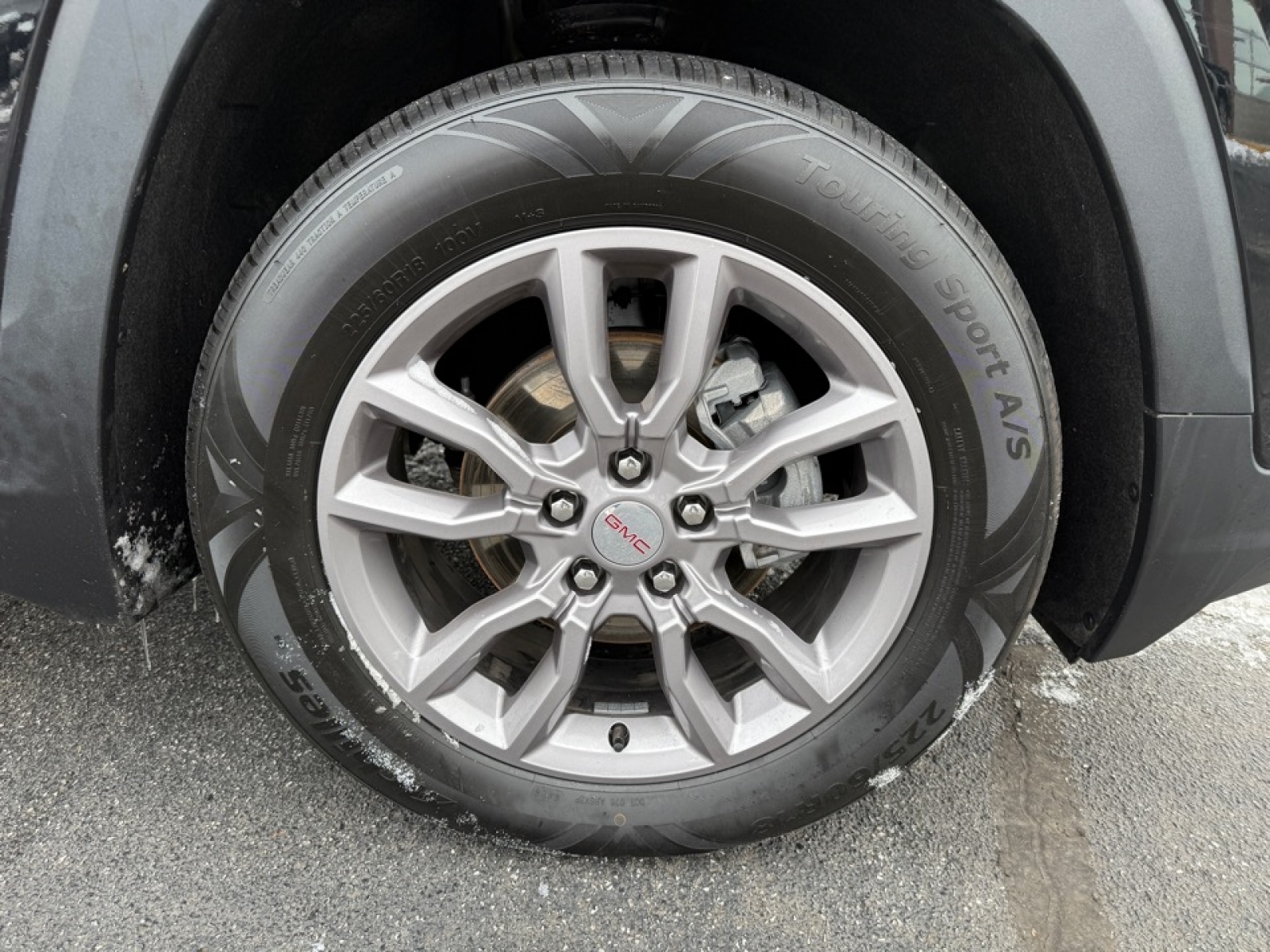 2024 GMC Terrain AWD SLT, 38982, Photo