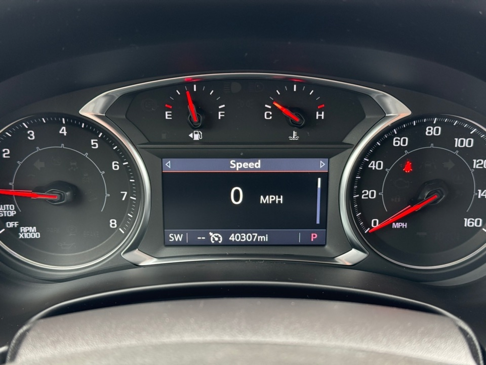 2024 GMC Terrain AWD SLT, 38982, Photo