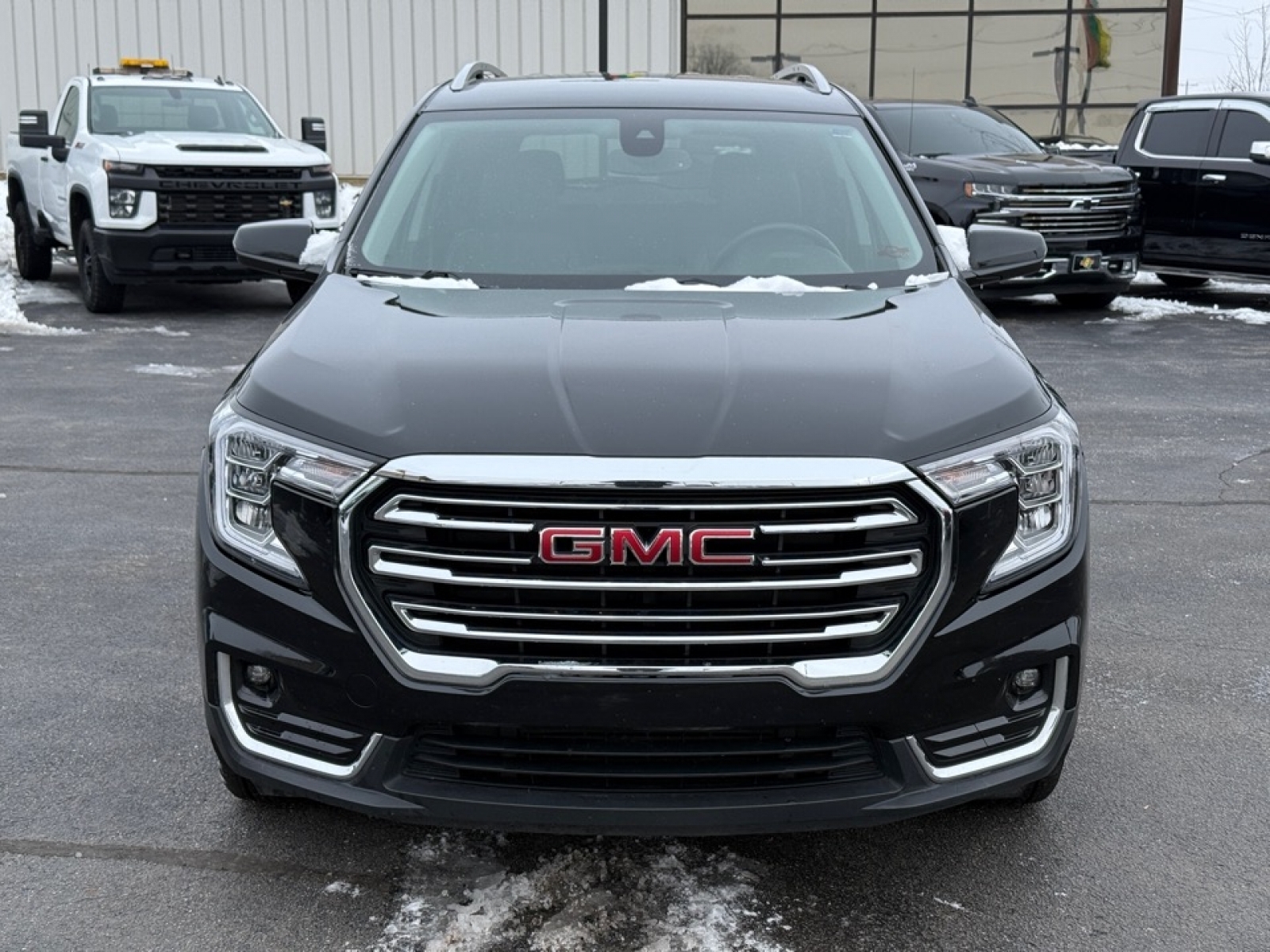 2024 GMC Terrain AWD SLT, 38982, Photo