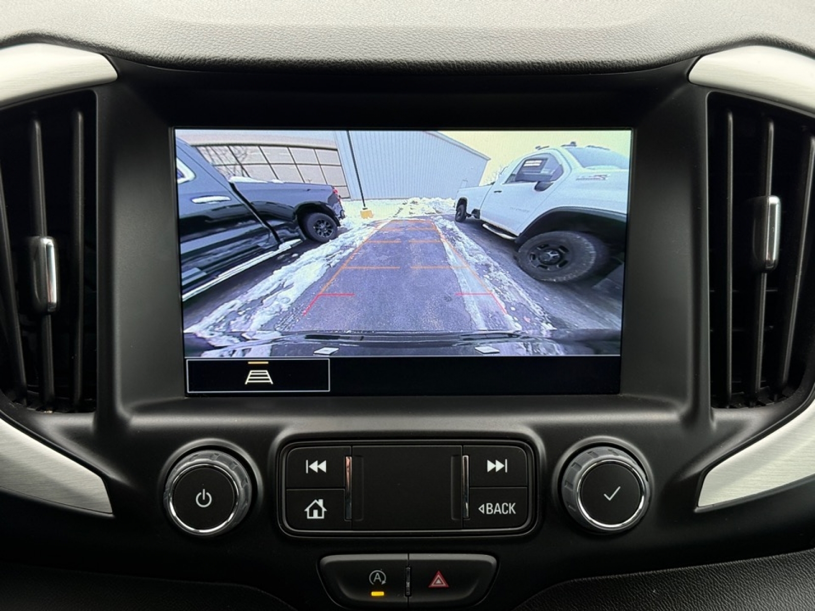 2024 GMC Terrain AWD SLT, 38982, Photo