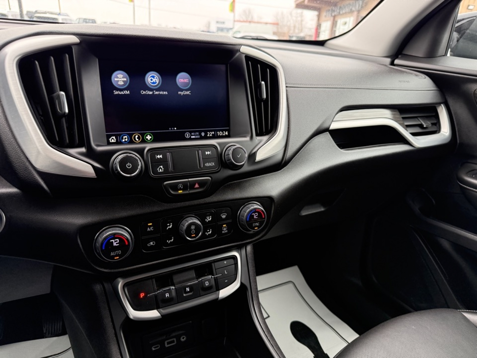 2024 GMC Terrain AWD SLT, 38982, Photo