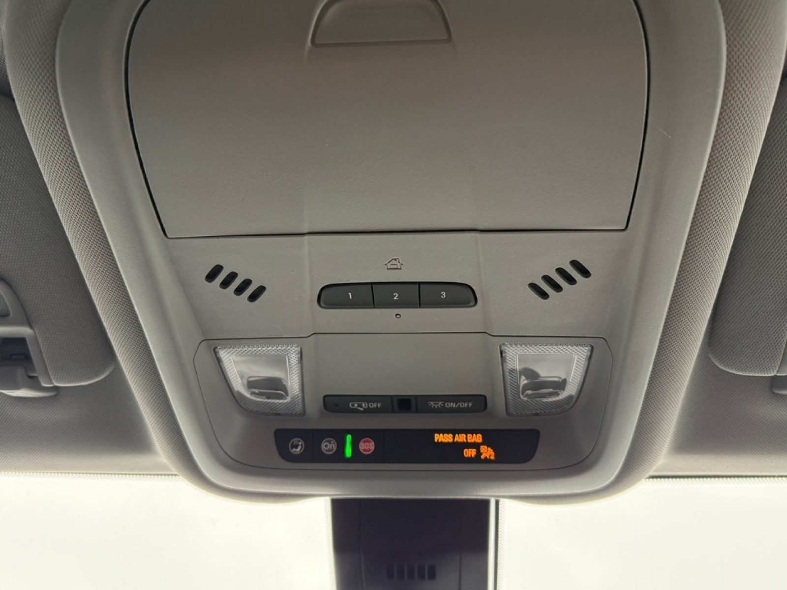 2024 GMC Terrain AWD SLT, 38982, Photo