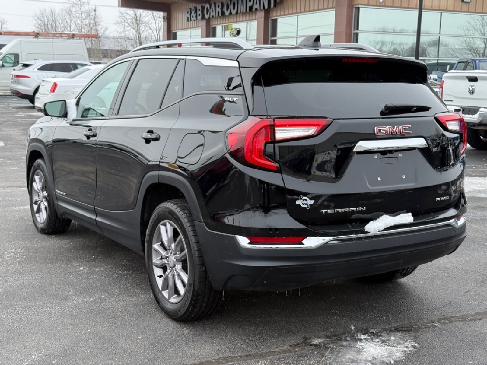 2024 GMC Terrain AWD SLT, 38982, Photo