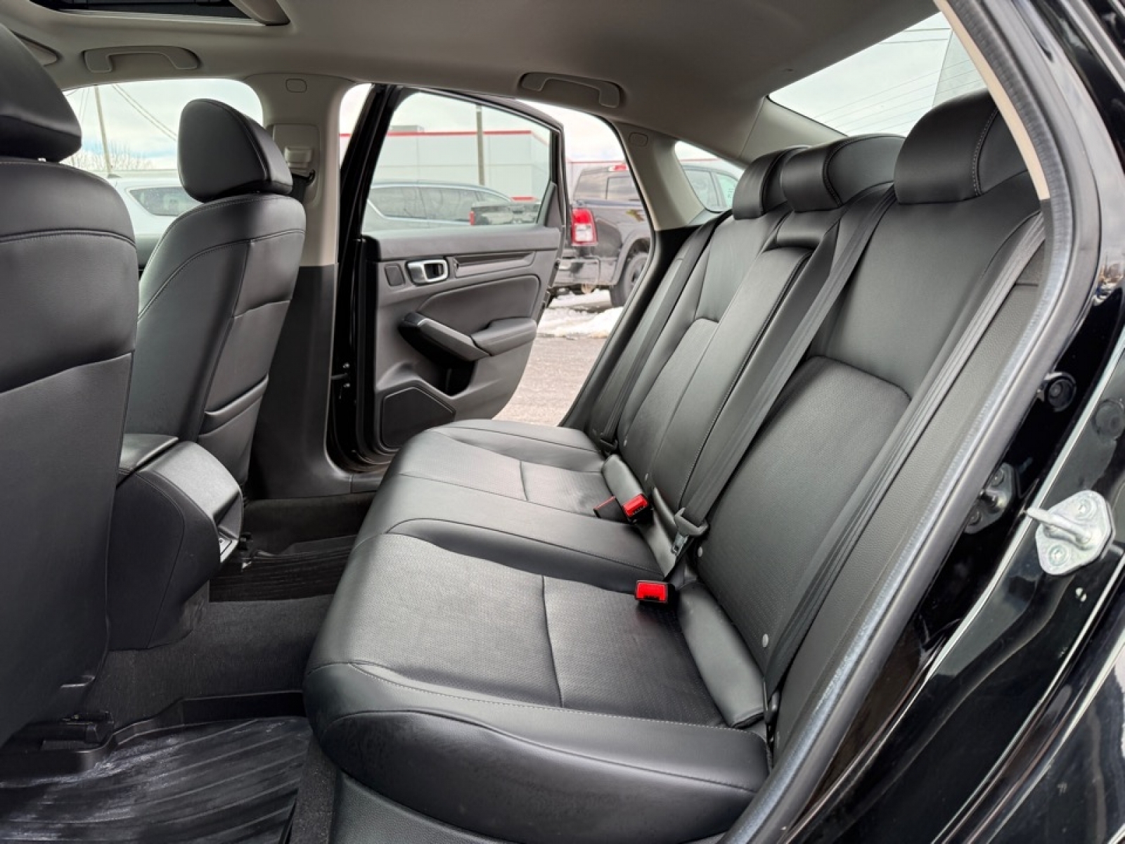 2024 Honda Civic Sedan Touring, 39510, Photo