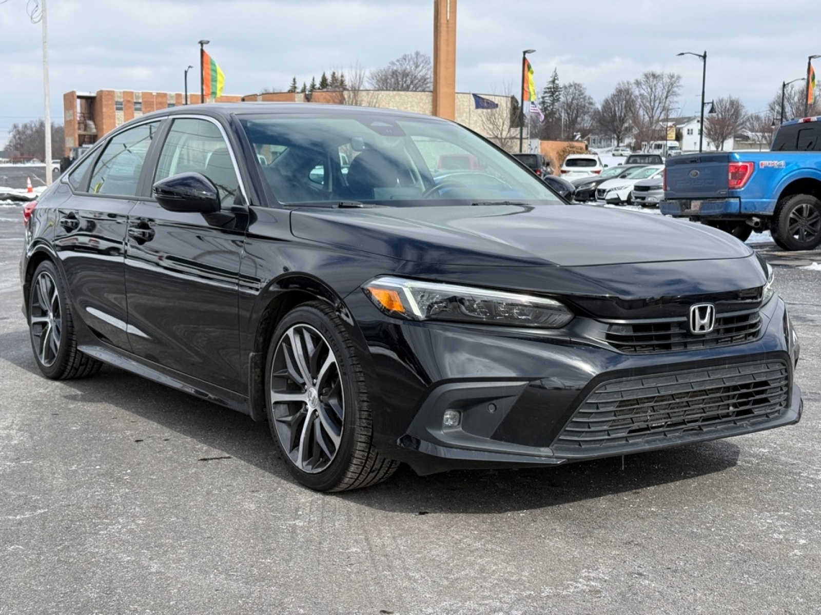 2024 Honda Civic Sedan Touring, 39510, Photo