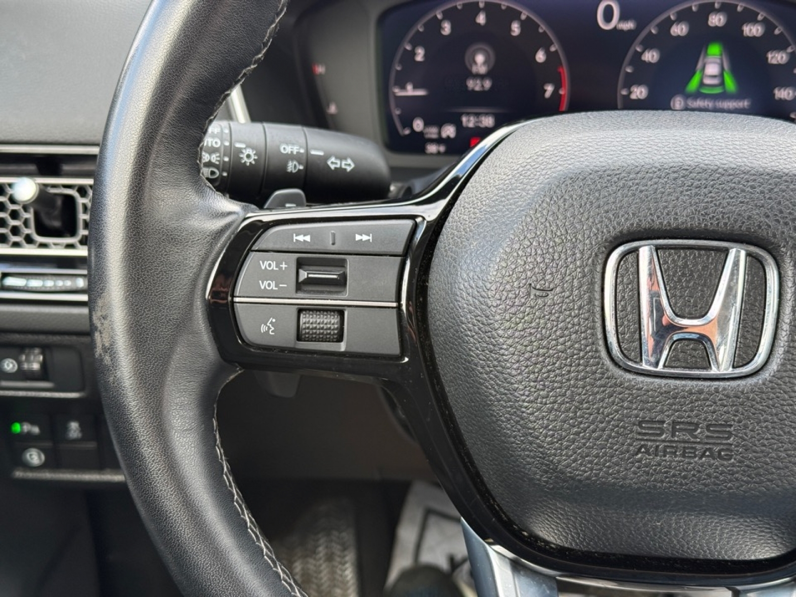 2024 Honda Civic Sedan Touring, 39510, Photo