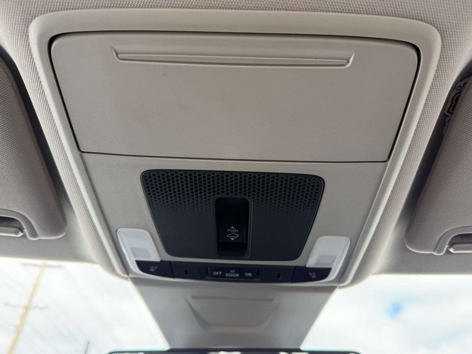 2024 Honda Civic Sedan Touring, 39510, Photo