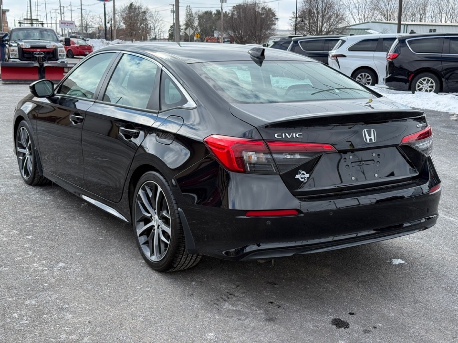 2024 Honda Civic Sedan Touring, 39510, Photo