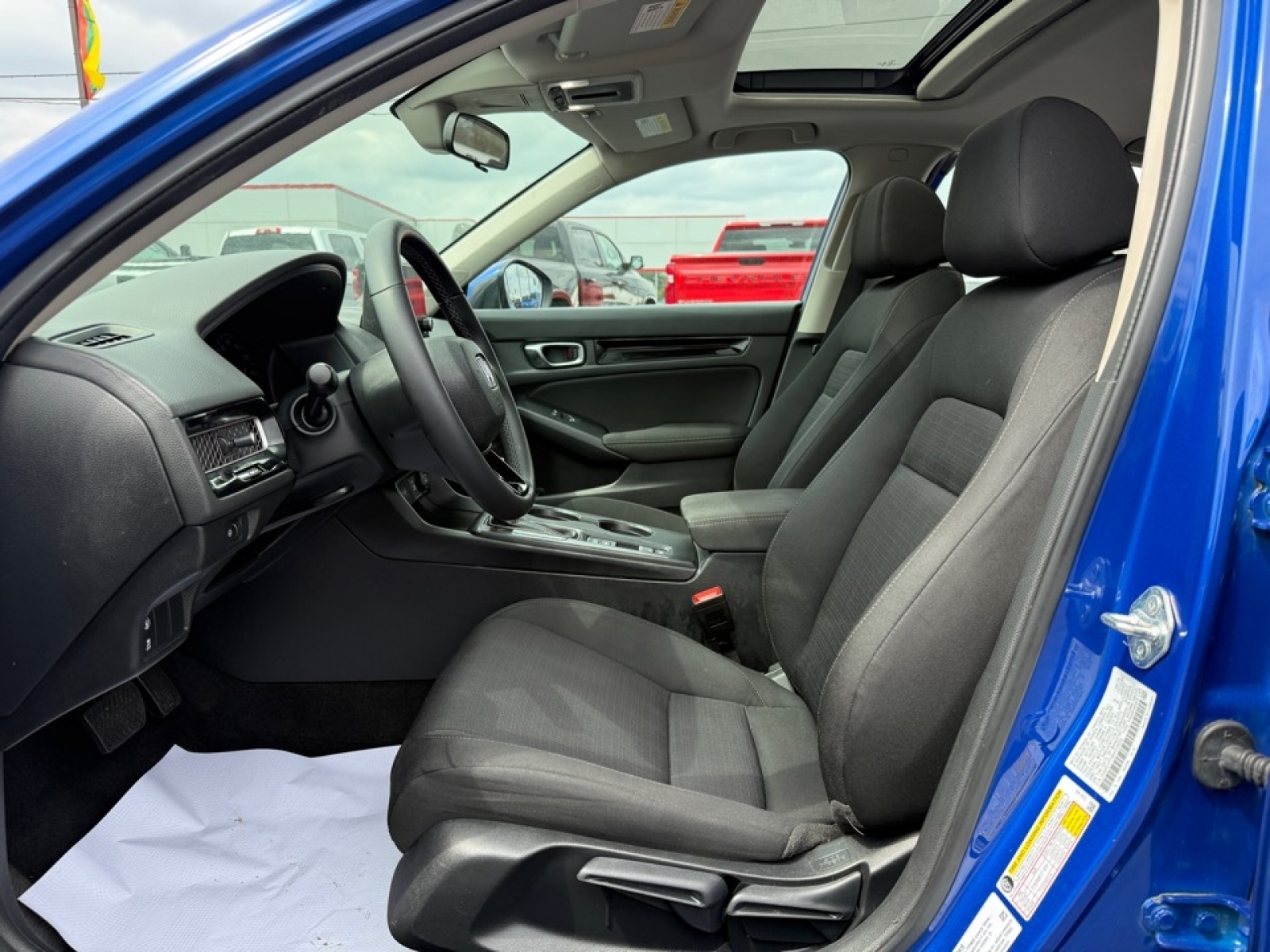 2024 Honda Civic Sedan EX, 39707, Photo