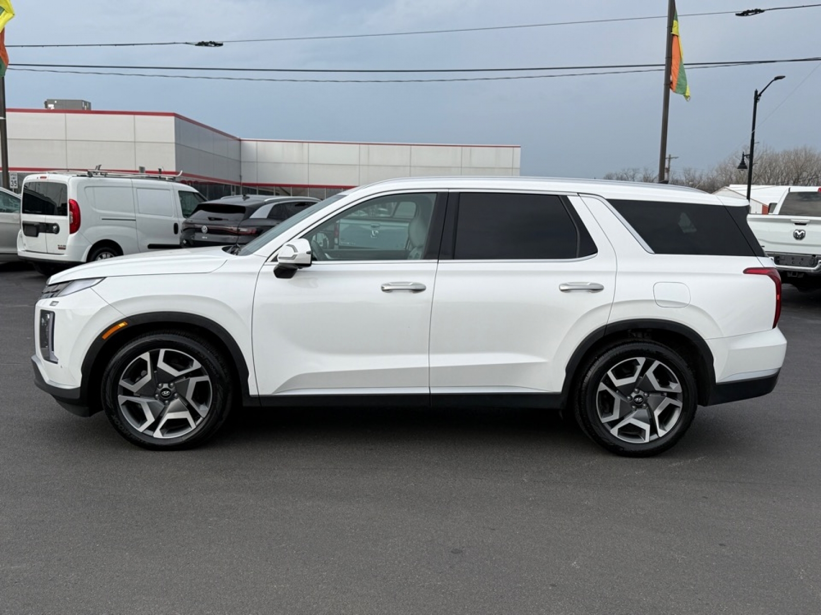 2024 Hyundai Palisade SEL, 39607, Photo