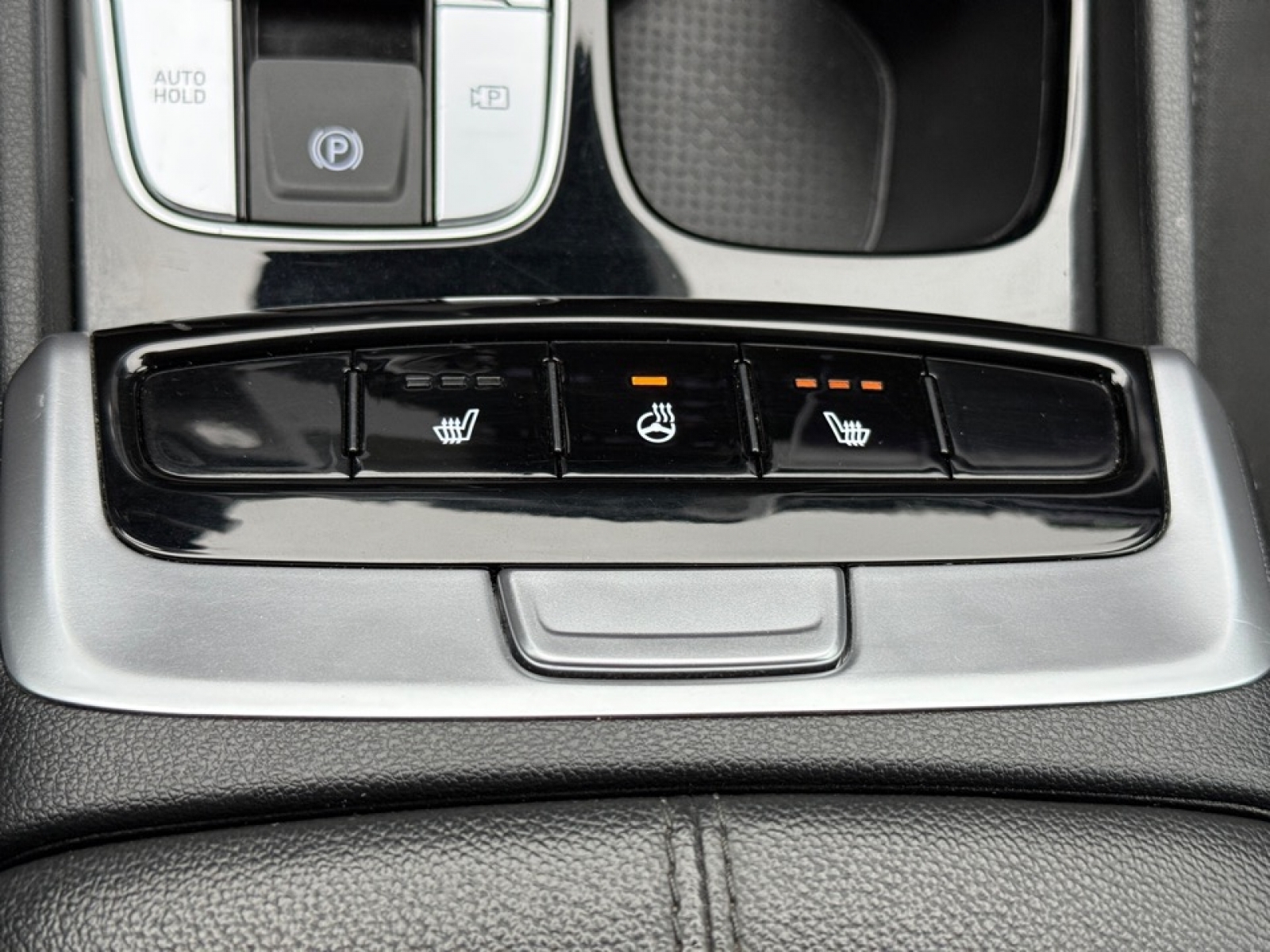 2024 Hyundai SANTA CRUZ Preferred AWD, 39223, Photo