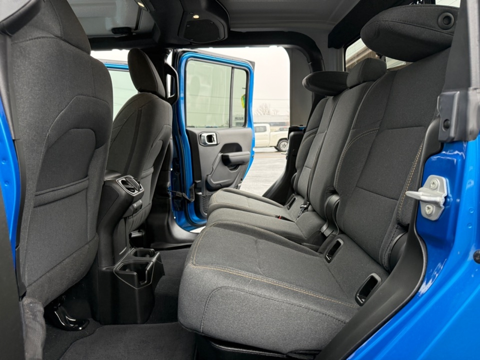 2024 Jeep Gladiator Sport S, 39119B, Photo