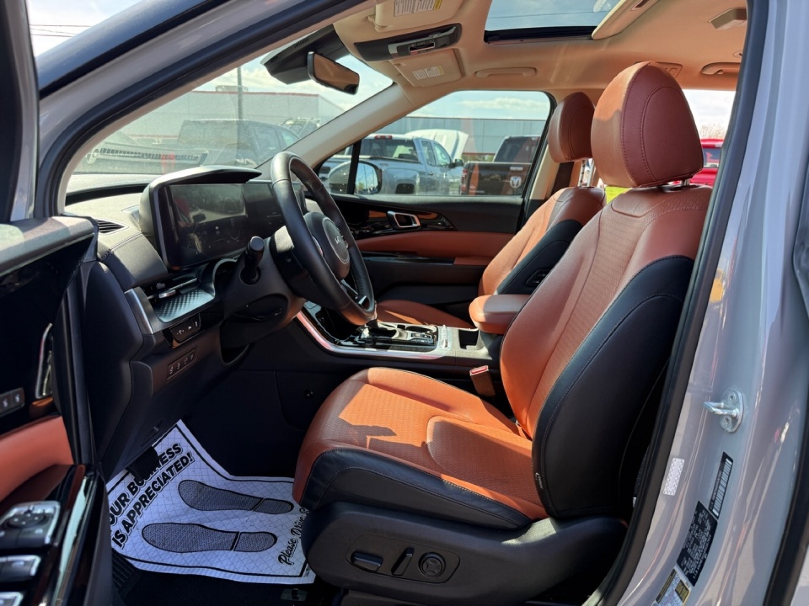 2024 Kia Carnival MPV SX Prestige, 39713, Photo