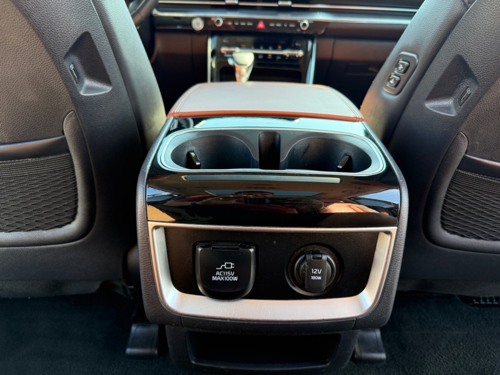 2024 Kia Carnival MPV SX Prestige, 39713, Photo