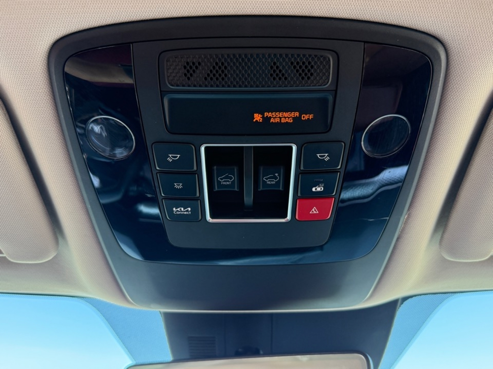 2024 Kia Carnival MPV SX Prestige, 39713, Photo