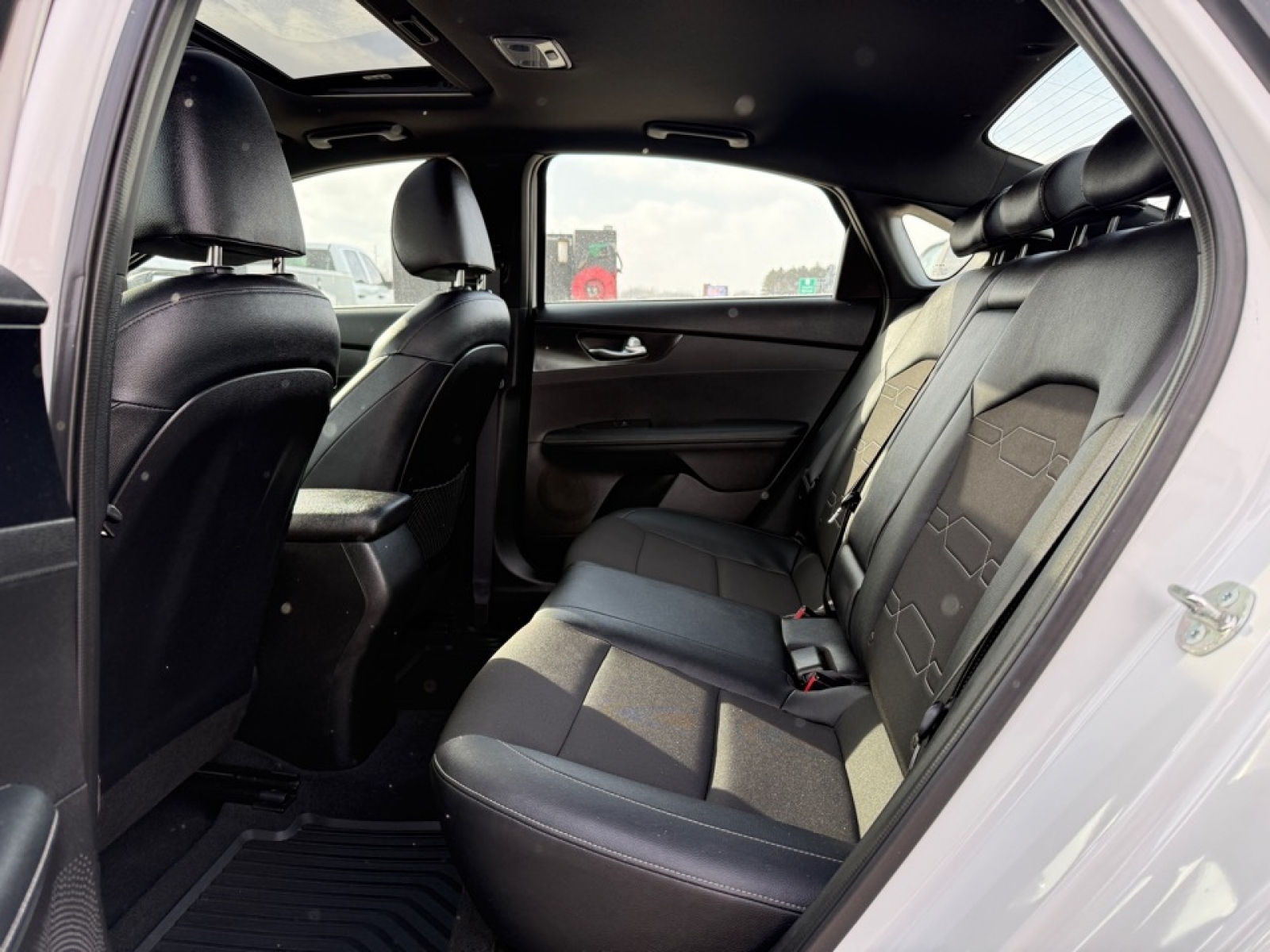 2024 Kia Forte GT-Line, 39395, Photo