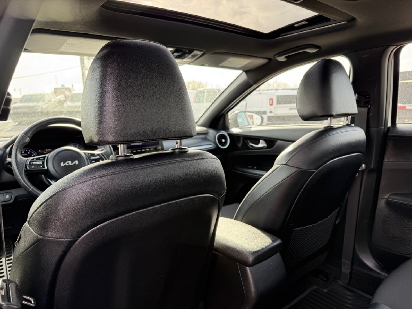 2024 Kia Forte GT-Line, 39395, Photo