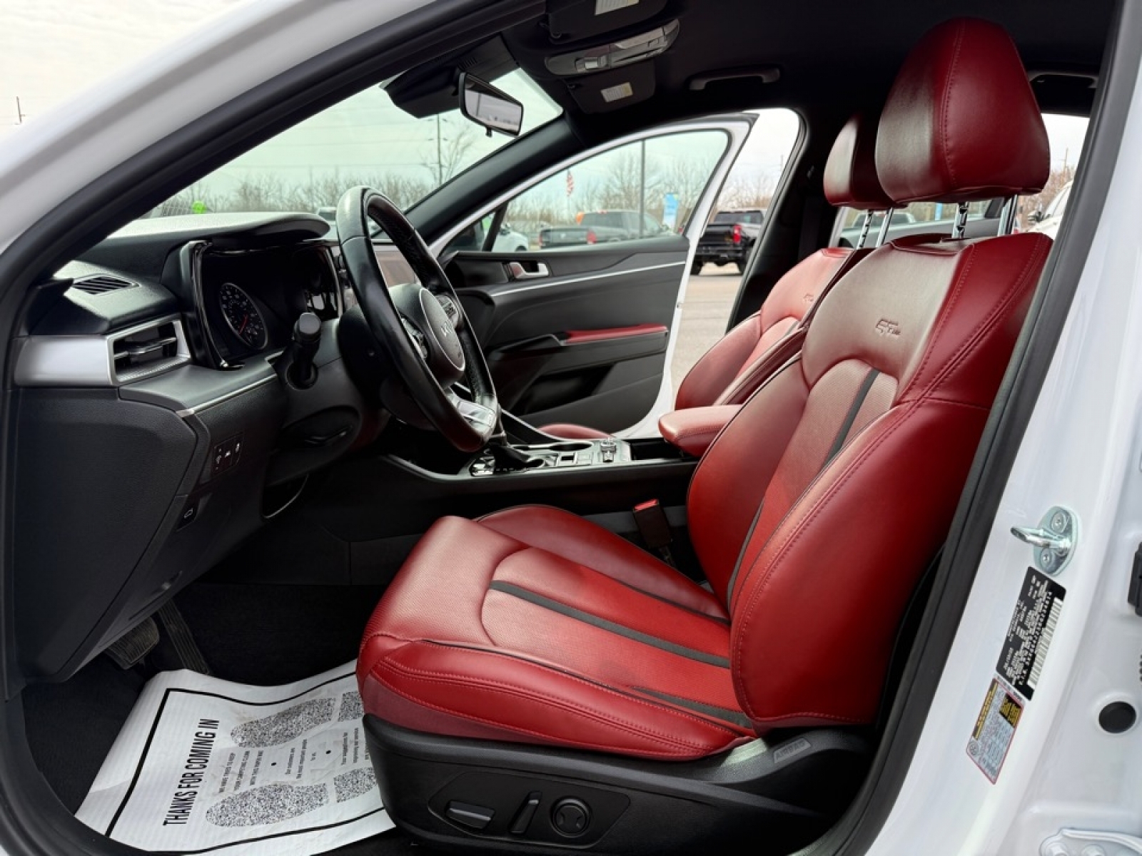 2024 Kia K5 GT-Line photo 10