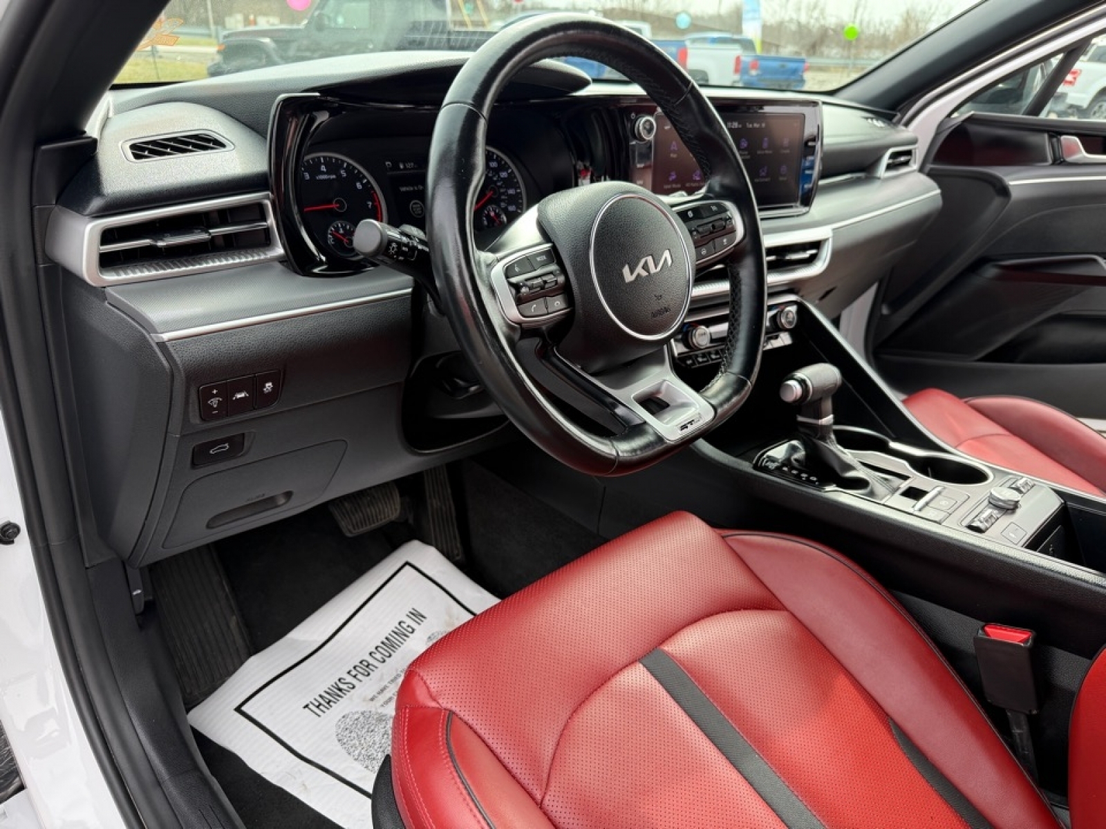 2024 Kia K5 GT-Line photo 13