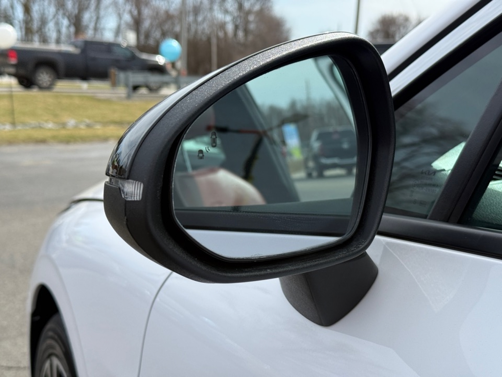 2024 Kia K5 GT-Line photo 36