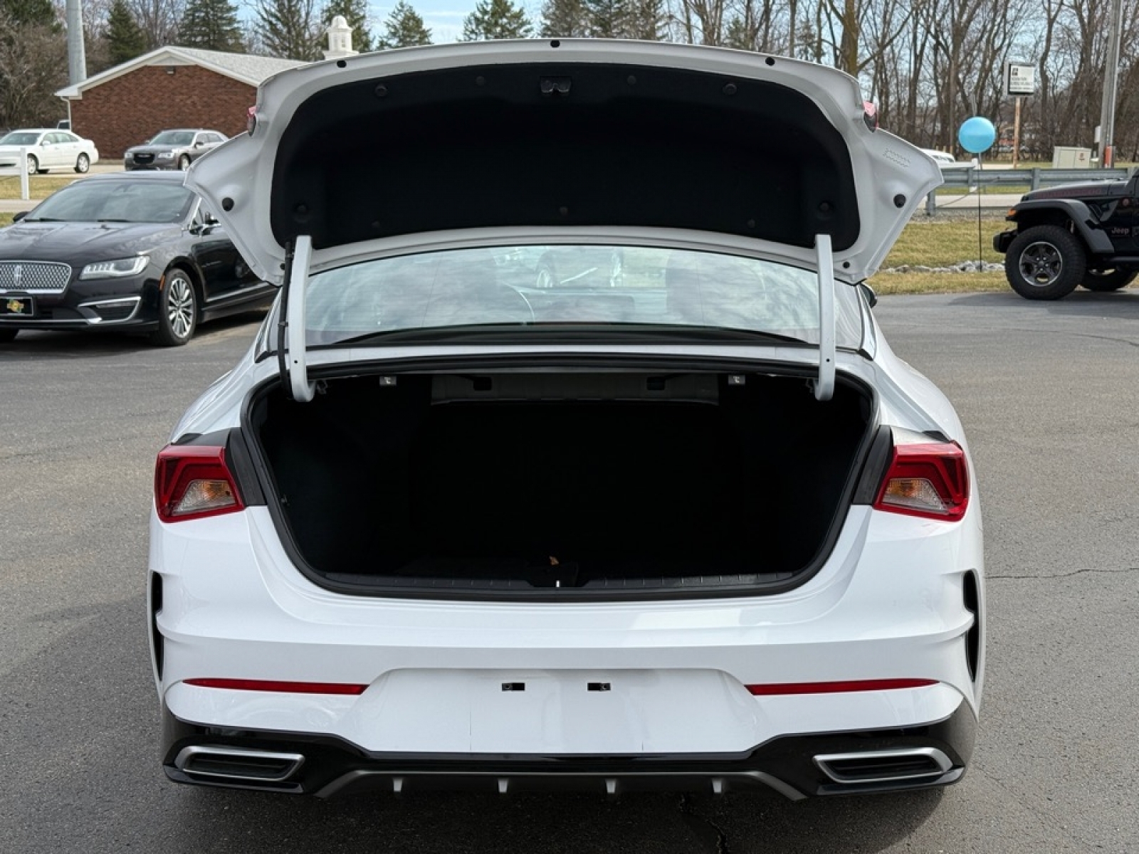2024 Kia K5 GT-Line photo 38