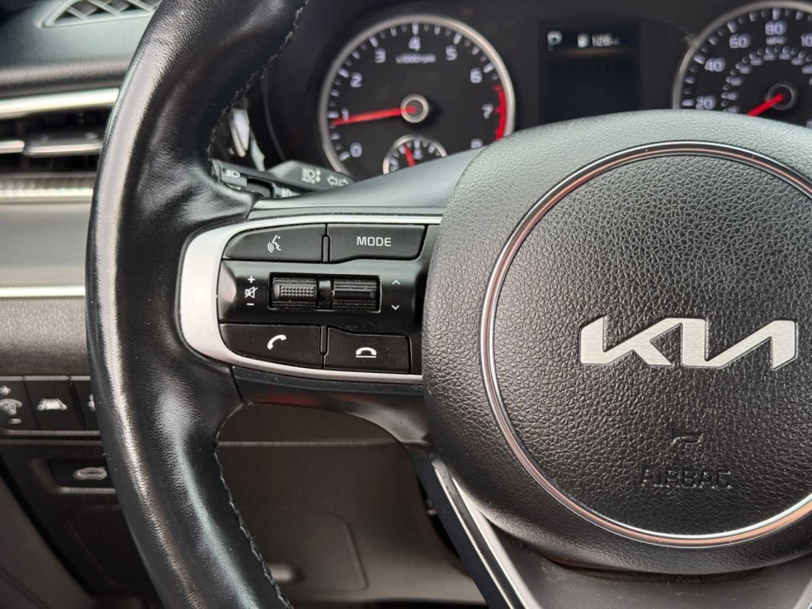 2024 Kia K5 GT-Line photo 23