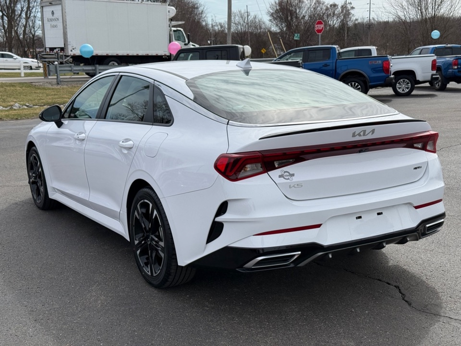 2024 Kia K5 GT-Line photo 6
