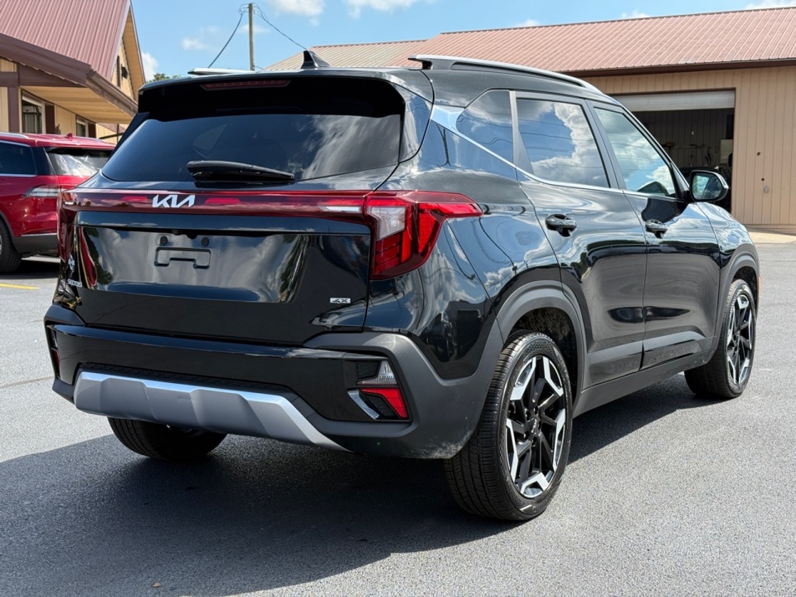 2024 Kia Seltos SX photo 6