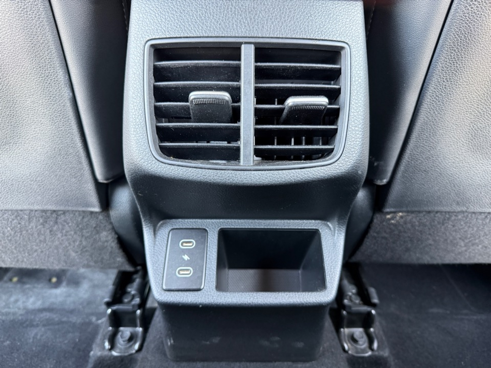 2024 Kia Seltos S, 39203, Photo