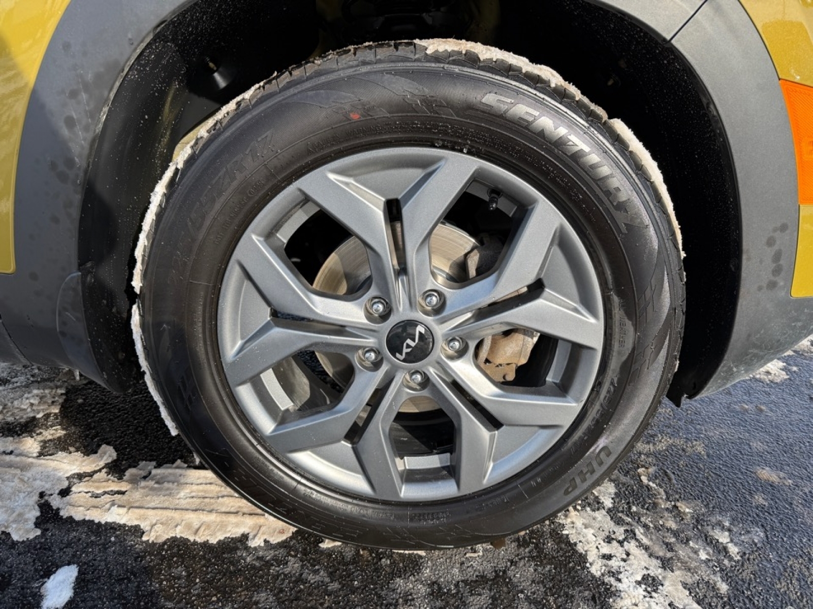 2024 Kia Seltos S, 39203, Photo