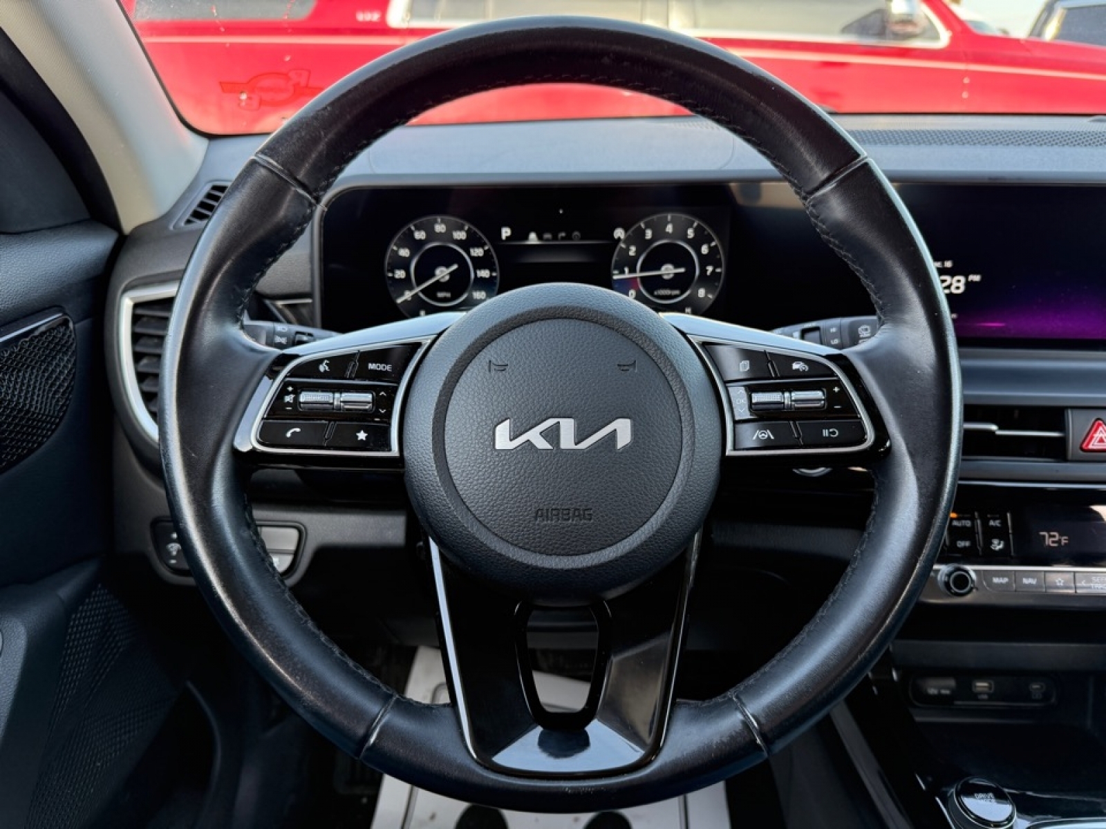 2024 Kia Seltos S, 39203, Photo