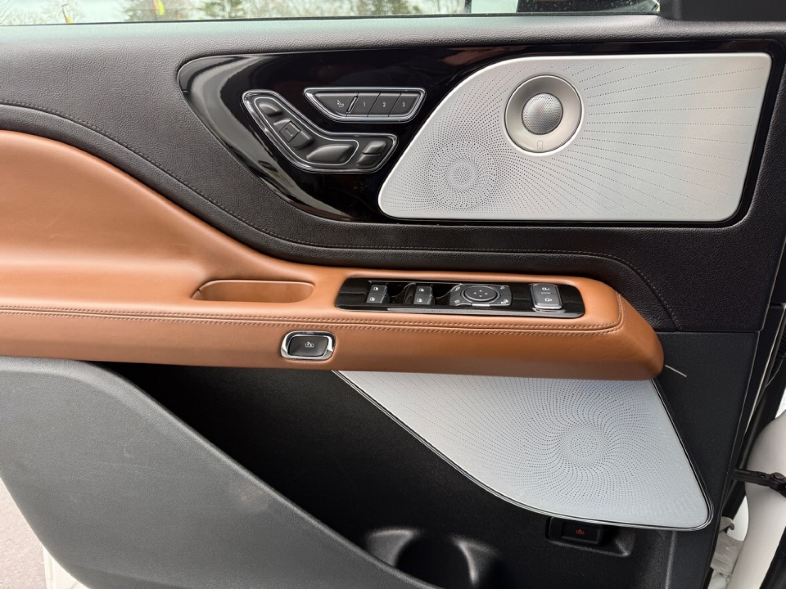 2024 Lincoln Aviator Reserve, 39664, Photo